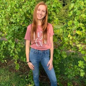 Meet your Posher, Chloe